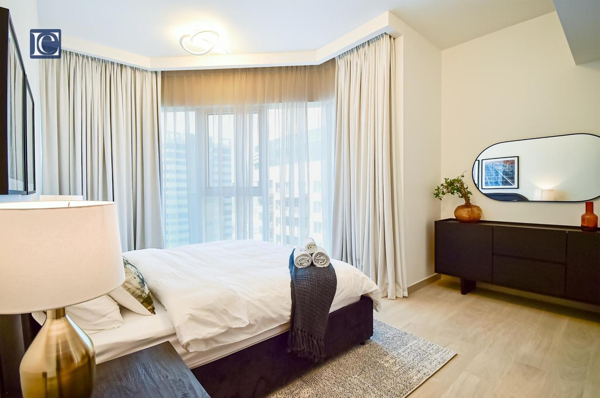 Luxury Escapes - Me Do Re Tower Jlt * دبي